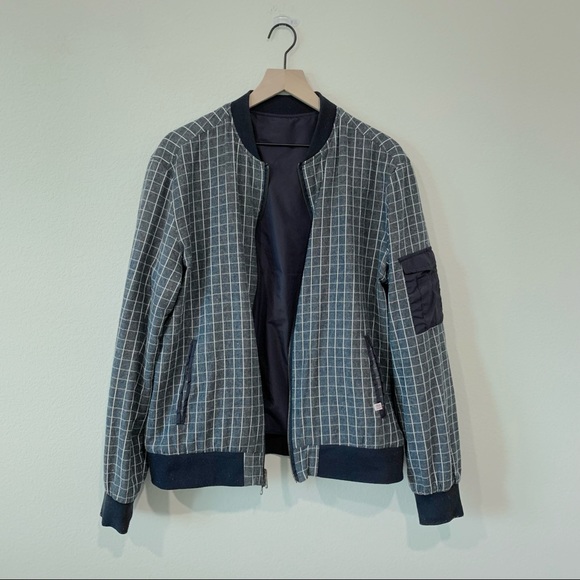 Sovereign Code Reversible Bomber Jacket - Picture 5 of 8